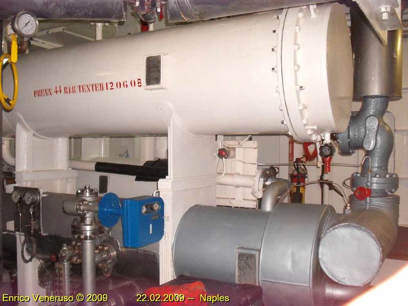20 - Generatore gas inerte - Inert gas generator.JPG